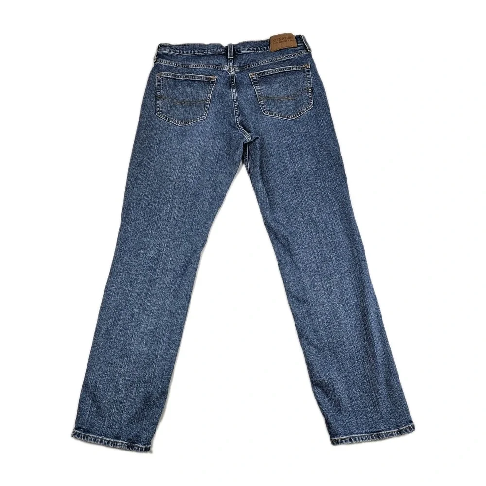 Signature Levi Strauss S67 Athletic Fit Jeans Mens 32x32 Blue Denim Straight Fit
